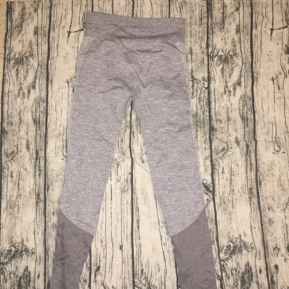 Seamless legging